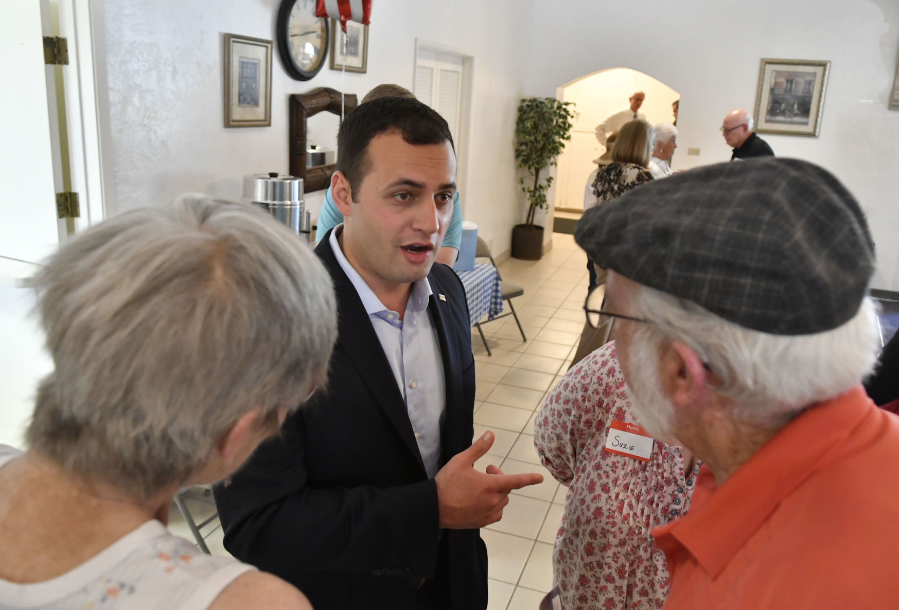 091018 Candidate forum 04.jpg